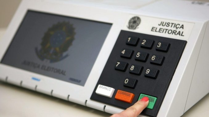 Urna eletrônica e voto impresso